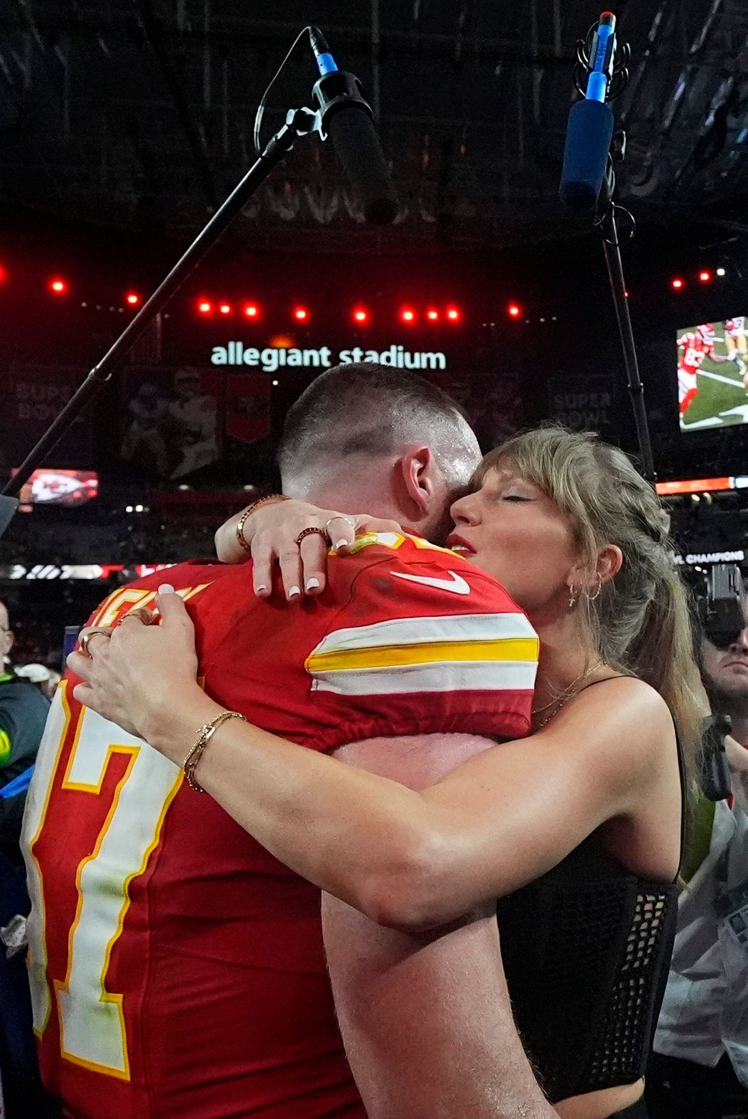 Taylor Swift s Blake Lively na Super Bowl
