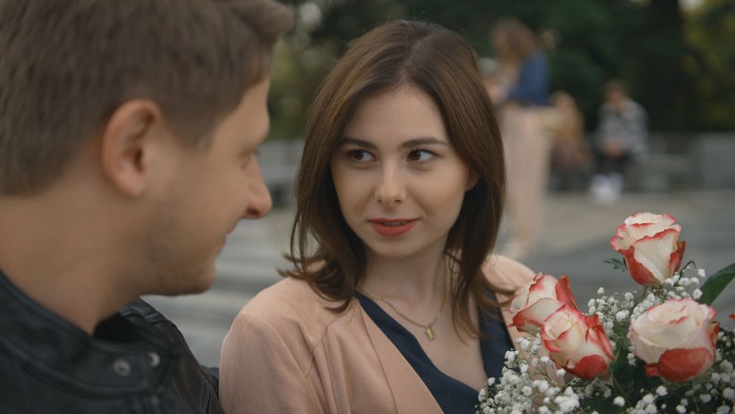 Lenka dostala najprv kyticu, potom prsteň.