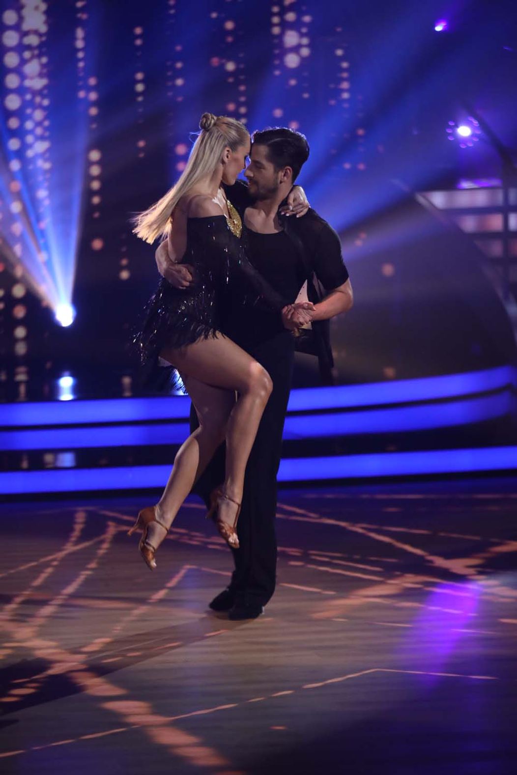 Let´s Dance - 4. kolo - Tanečný parket