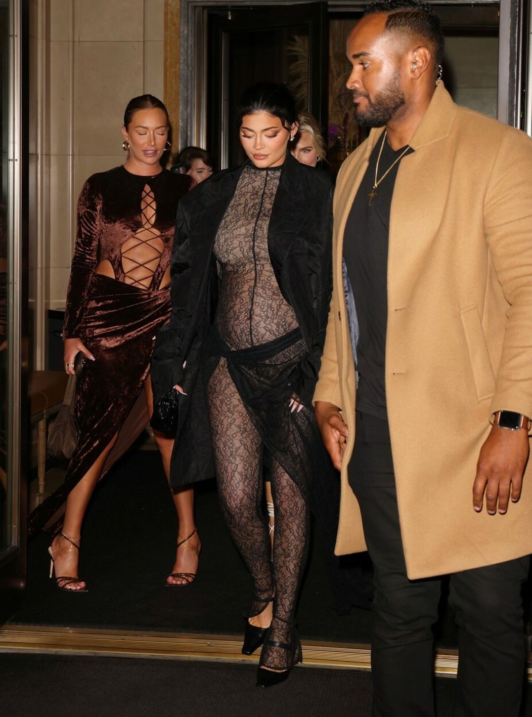 Kylie v tehotenstve rada ukazovala bruško.