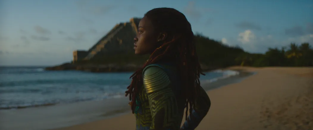 Záber z filmu Čierny panter: Navždy Wakanda