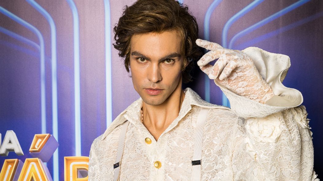 Adam Pavlovčin ako Harry Styles.
