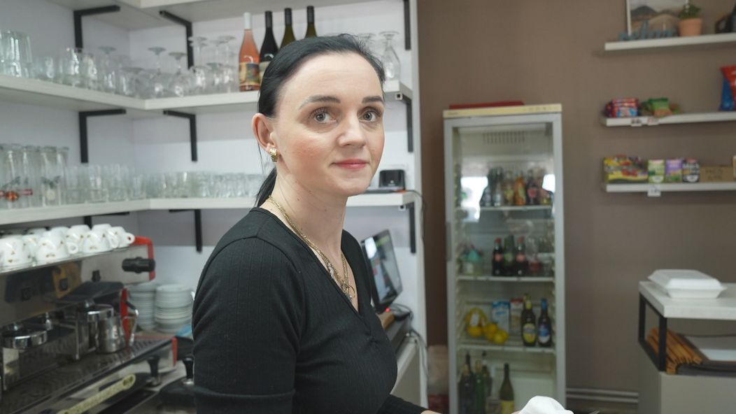 Na nože - prevádzkarka Katka