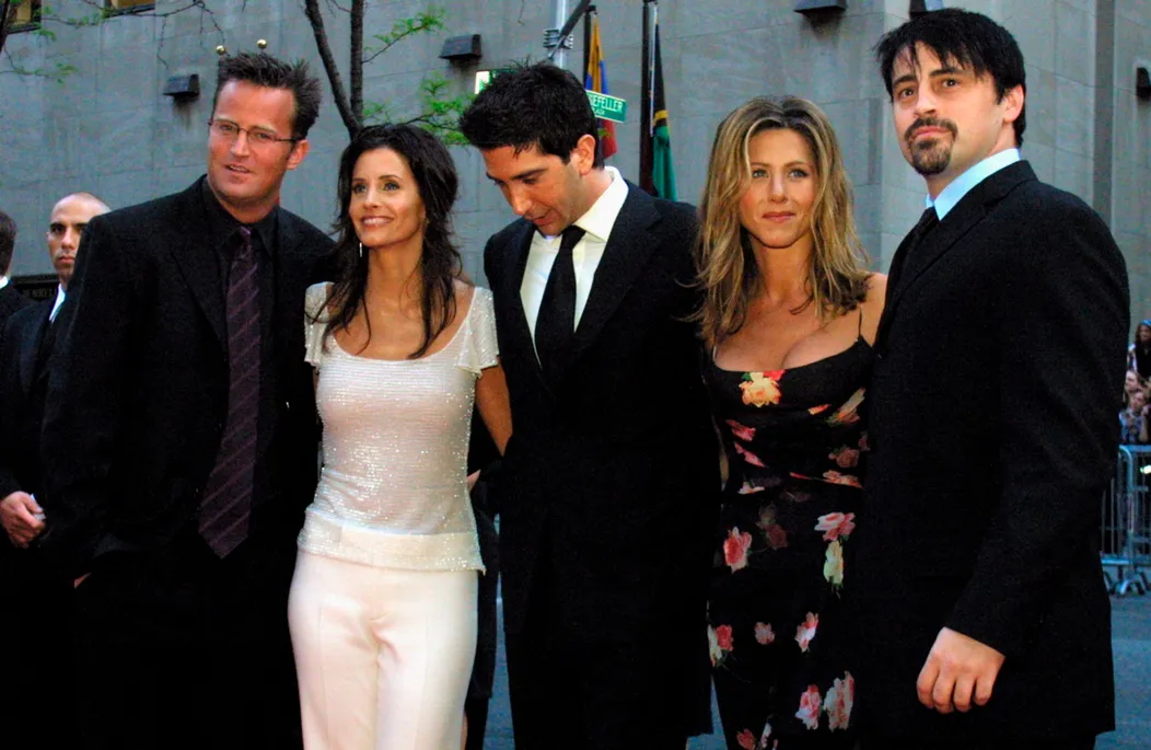 Zomrel Matthew Perry