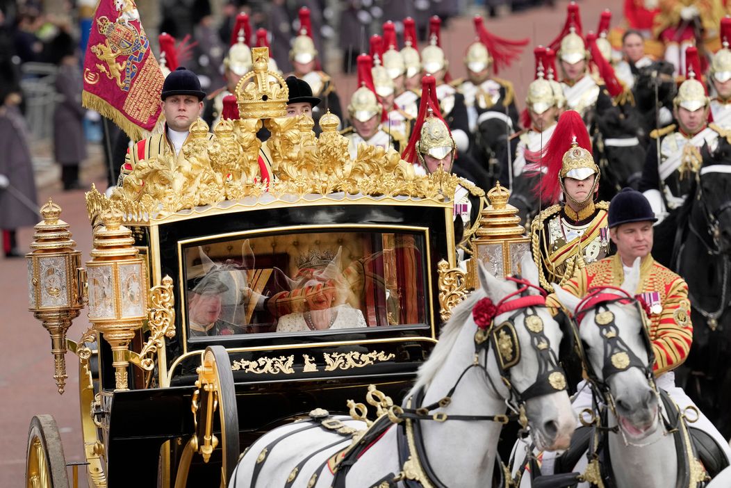 Kráľ Karol III. prejavom prvýkrát otvoril zasadnutie parlamentu