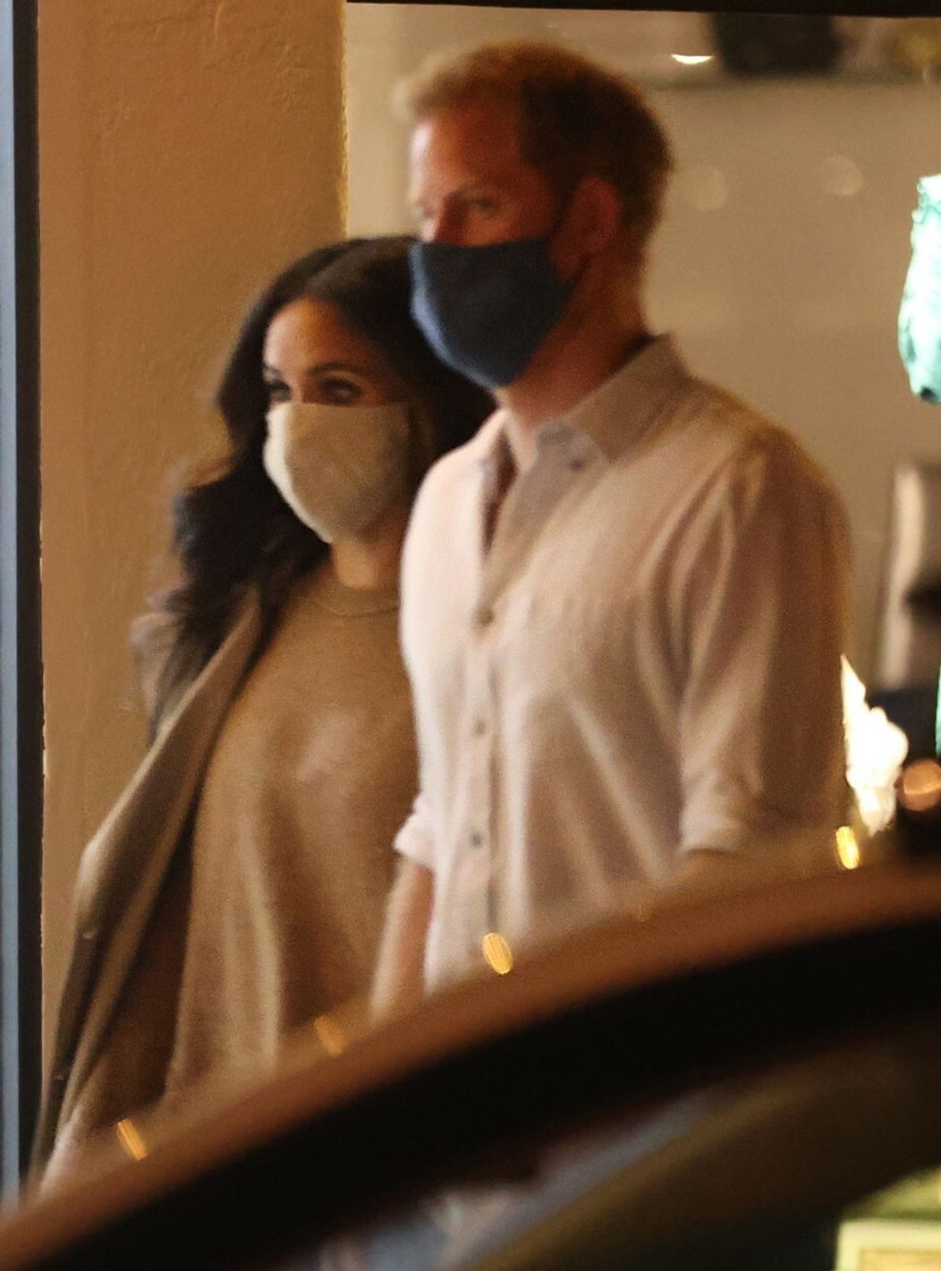 Meghan a Harry si vyšli na večeru.