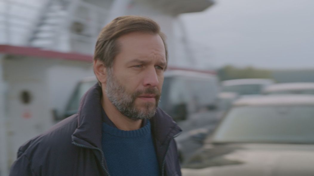 Nikol a Adam sa na záver už nebránili svojim citom a pobozkali sa.