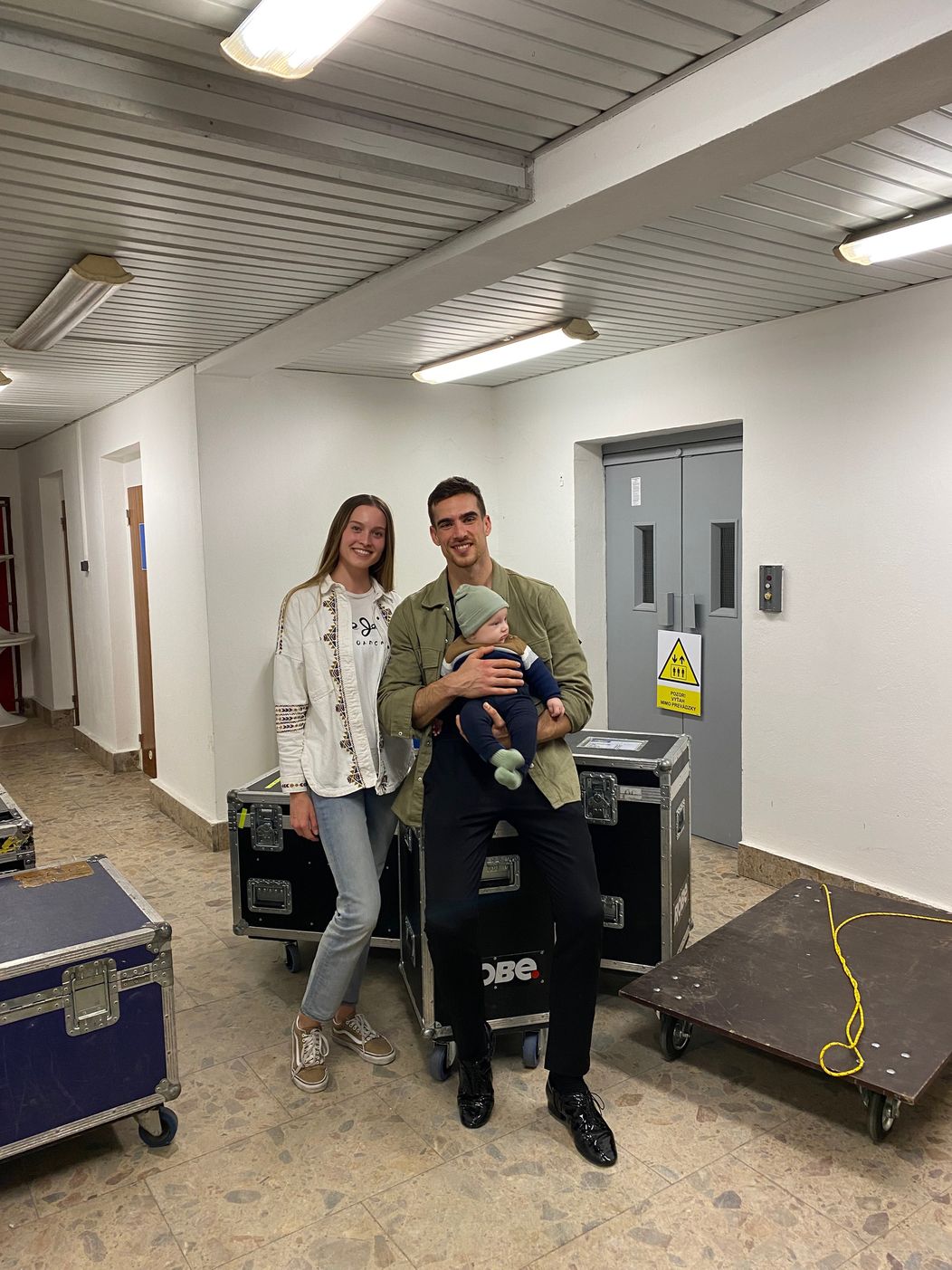 Adam Bardy s manželkou Bibi a synom Alanom