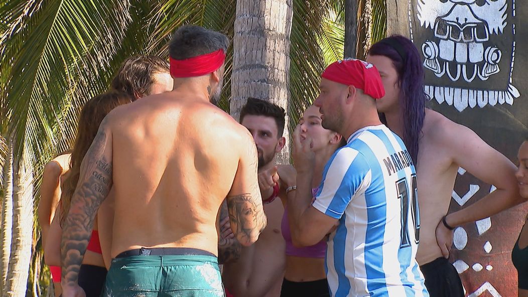 Výber Hrdinov rozosmial celý kmeň aj moderátora.