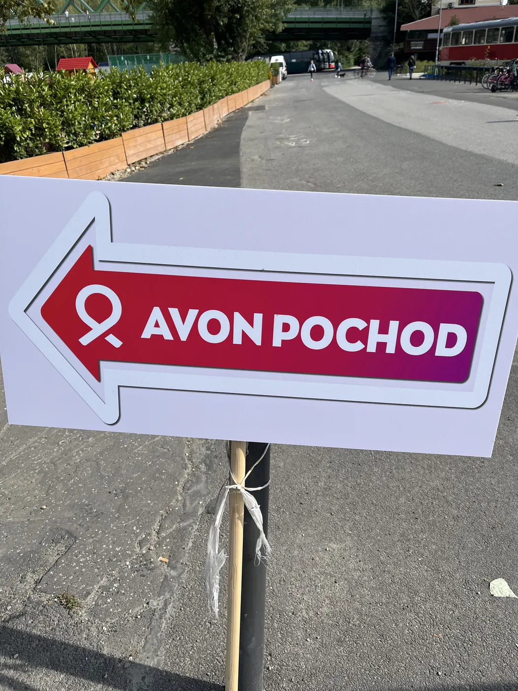 AVON pochod