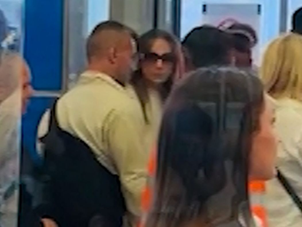 Jennifer Lopez letela spolu s turistami v obyčajnom lietadle