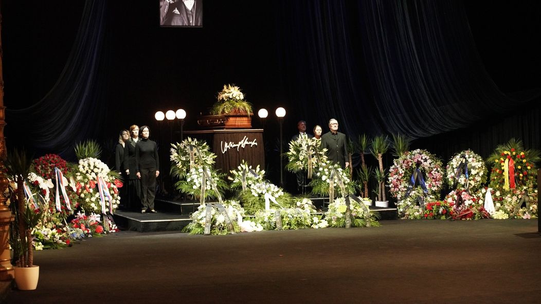 Posledná rozlúčka s Vlastimilom Harapesom