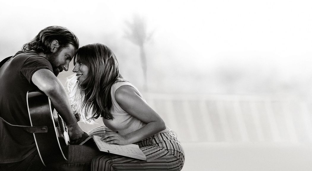 Záber z filmu Zrodila sa hviezda