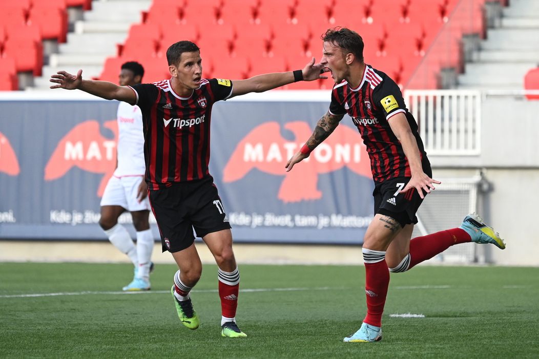 Do neba a do pekla: Spartak Trnava