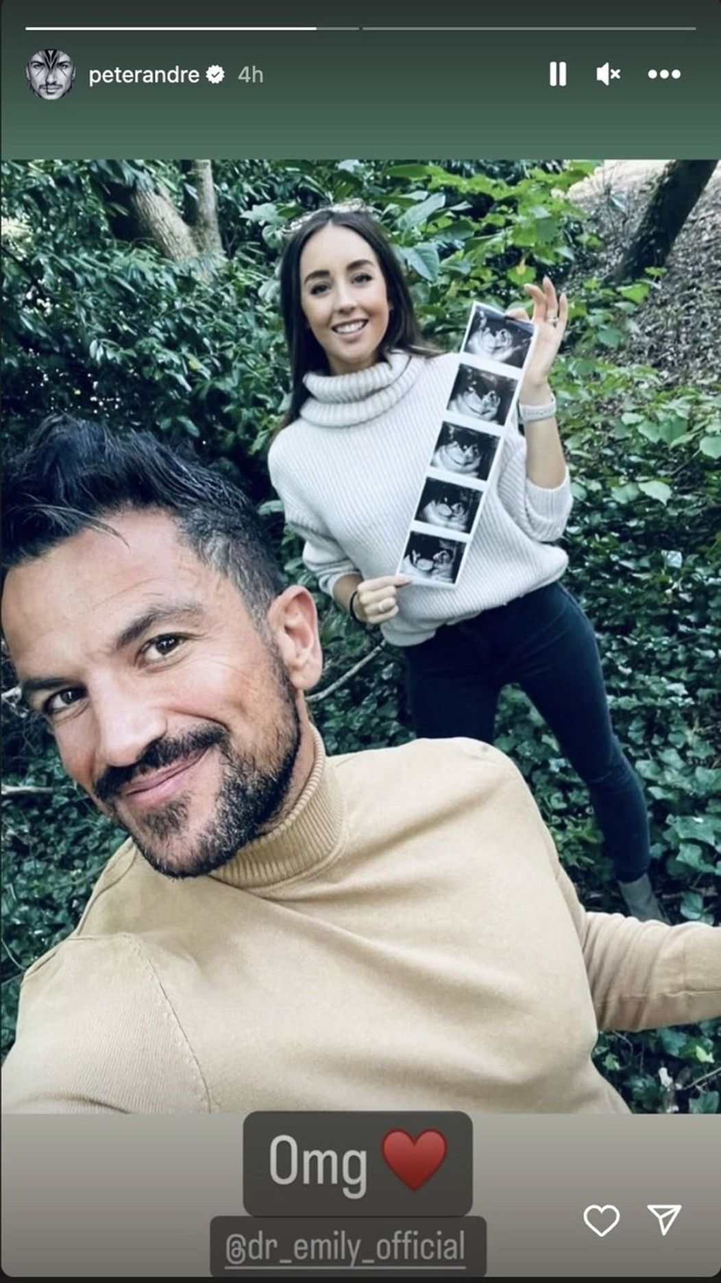 Peter Andre čaká s manželkou Emily tretie dieťa