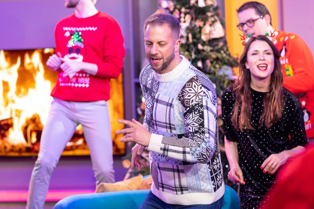 Moderátori a štáb Telerána pripravili vianočnú pesničku