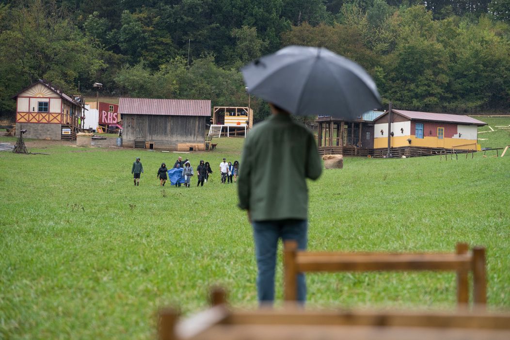 Do duelu ide Peter s Timom, Denis sa vrátil na Farmu