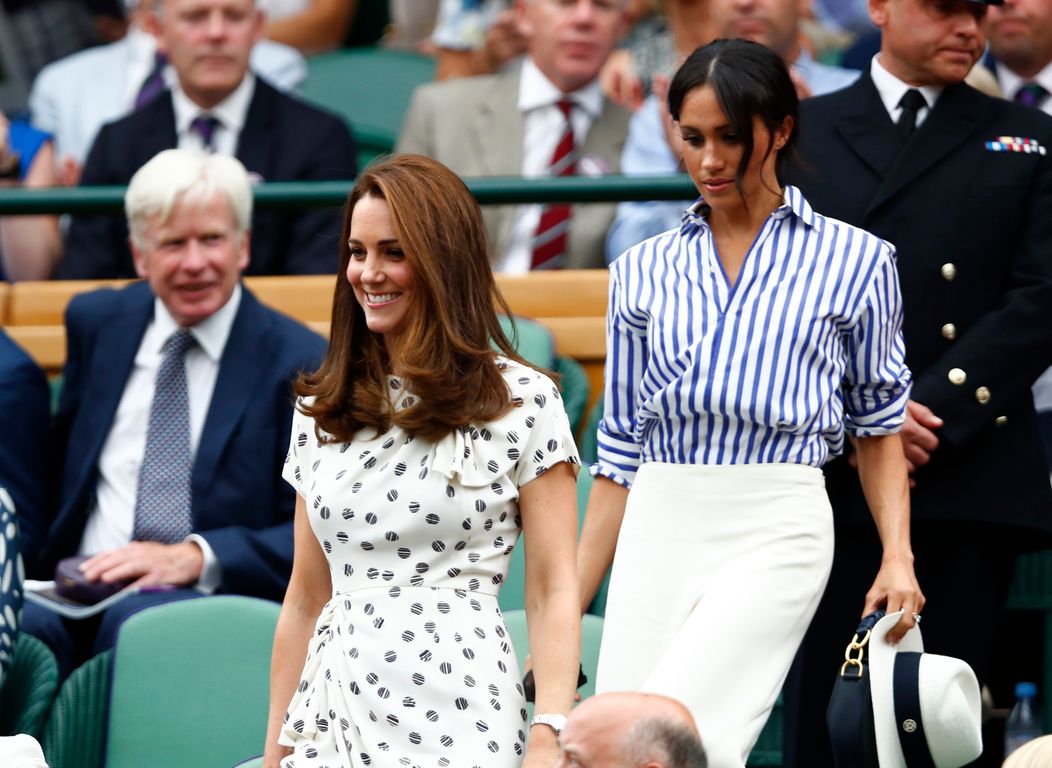 Kate Middleton (36) a Meghan Markle (36) na ženskom finále Wimbledonu.