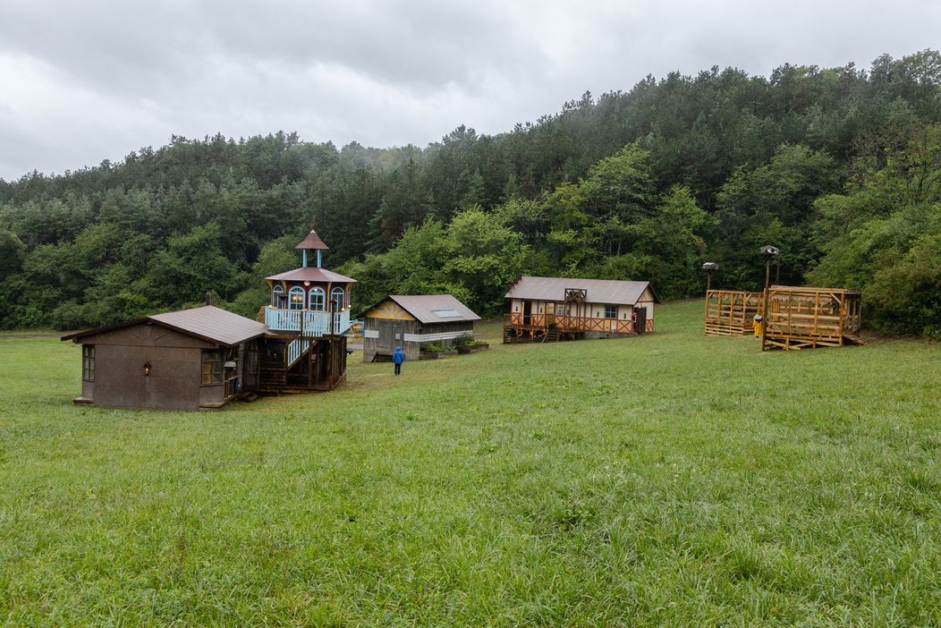 Celkový pohľad na statok 15. série