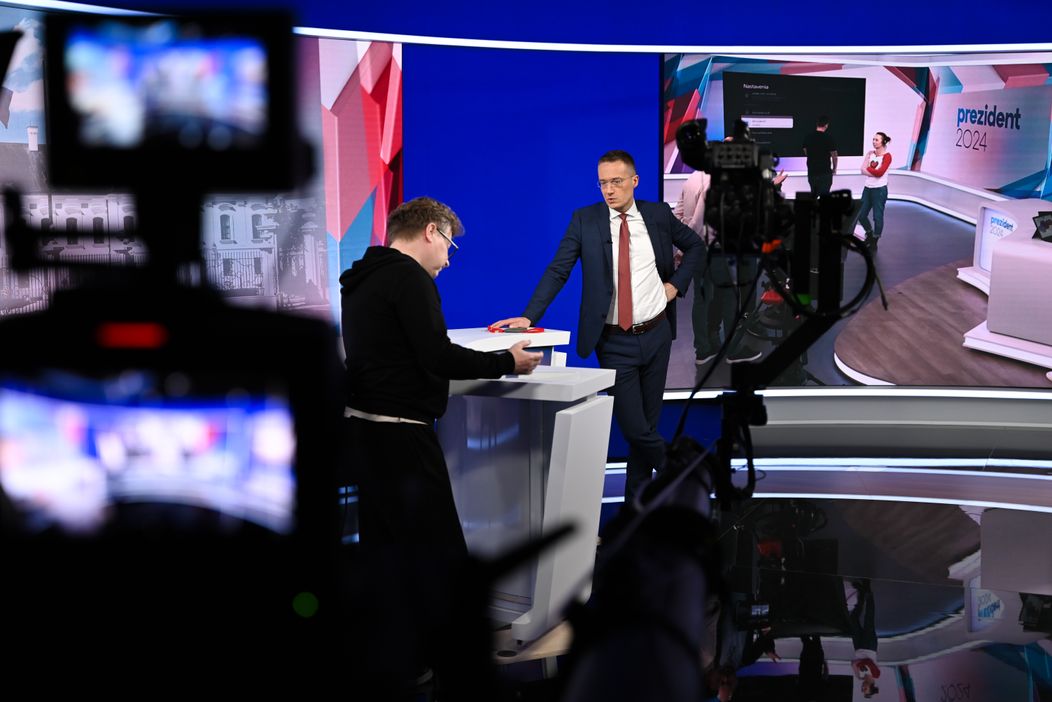 Prípravy volebnej noci na Markíze.