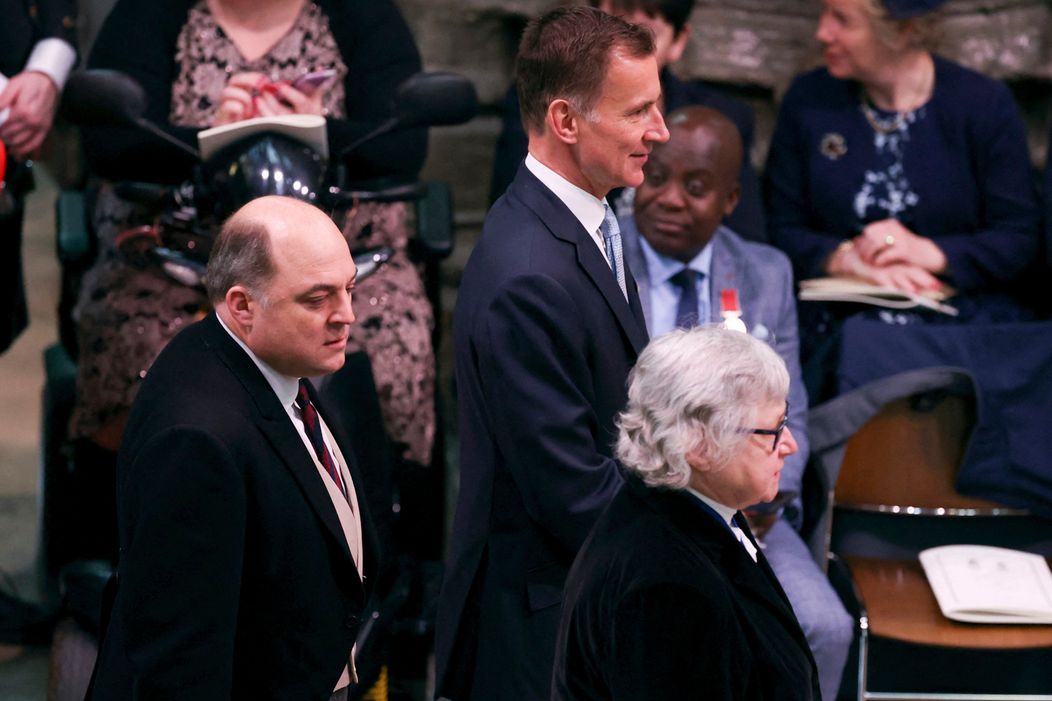 Príchod hostí na korunováciu