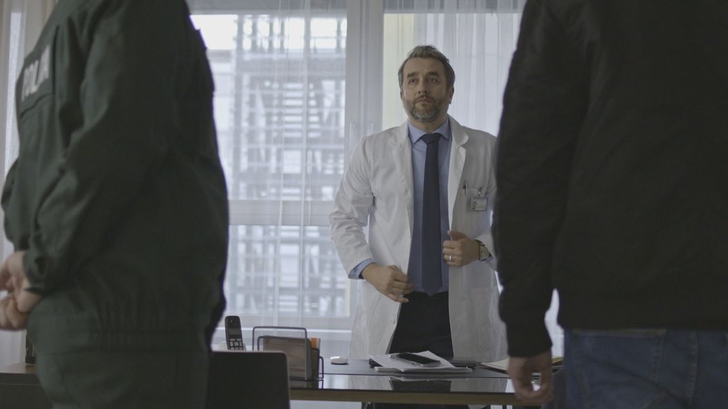 Vargu dostihne minulosť.