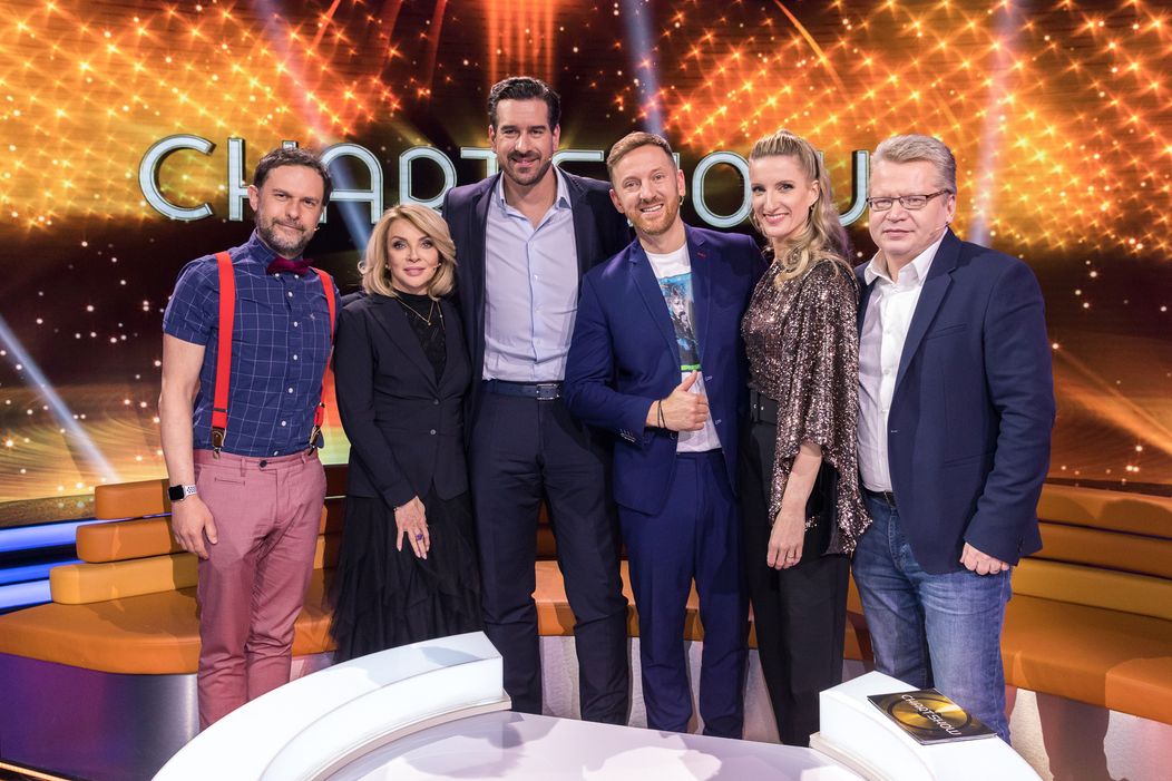 Zdena Studenková, Juraj Kemka, Boris Valábik, Adela Vinczeová, Juraj Čurný, Miro Jaroš