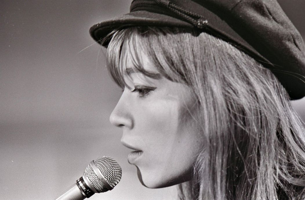 Zomrela ikona Francoise Hardy