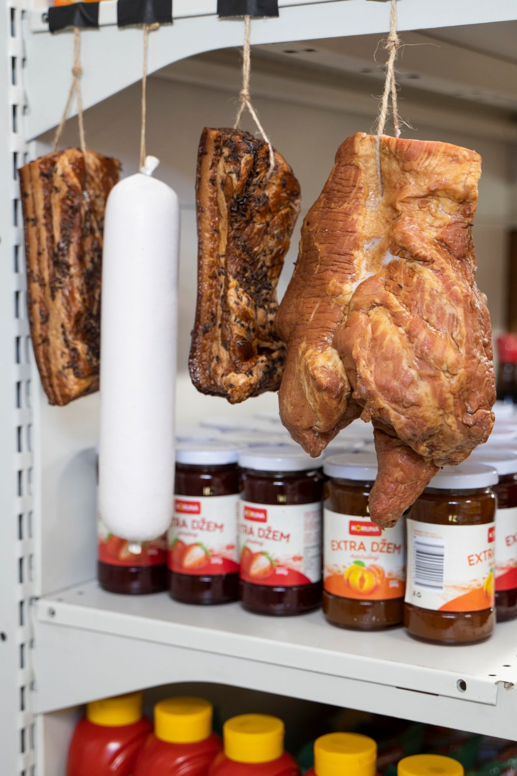 Ema sa ujala vlády na Farme, Adam opäť získal imunitu a prvá zabíjačka na statku