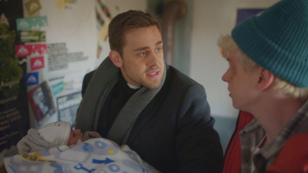 Max (Vincent Navrátil) a Adam (Adam Mišík) našli dieťa