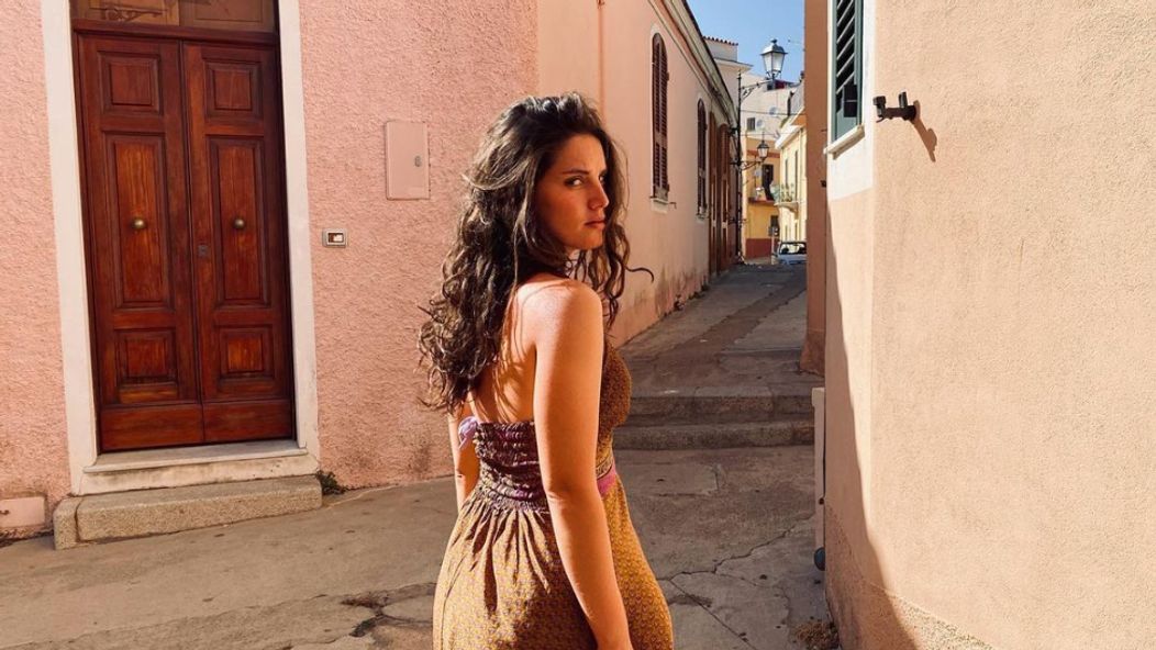 Herečka Sarah Arató.