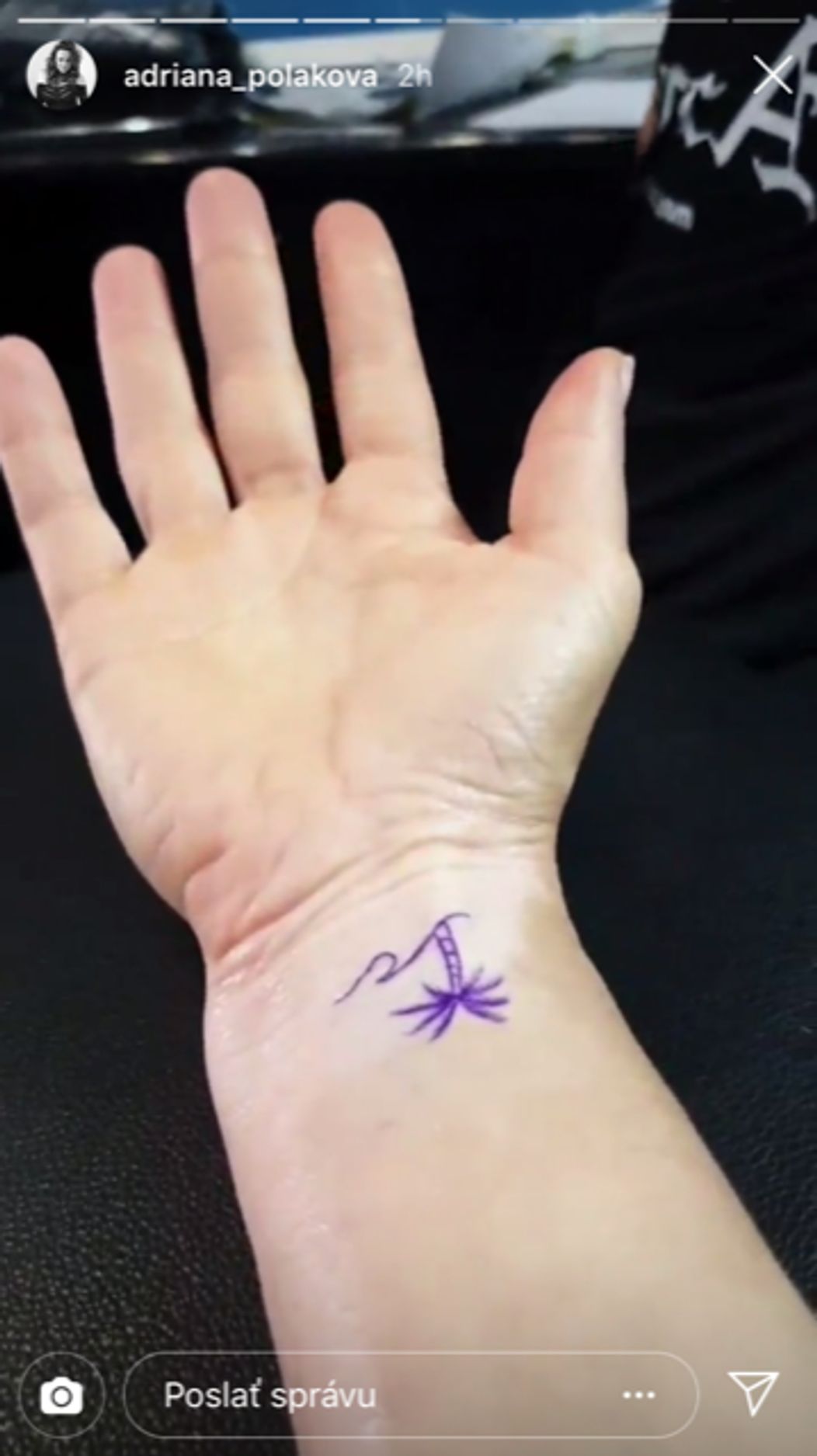 Adriana Poláková má nové tetovanie
