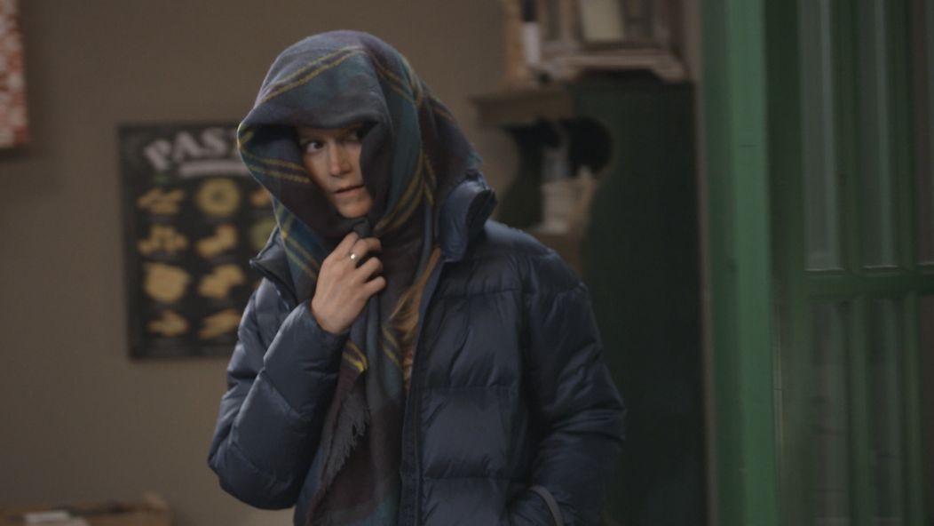 Marianna vyhľadá Luciu v pizzérke.