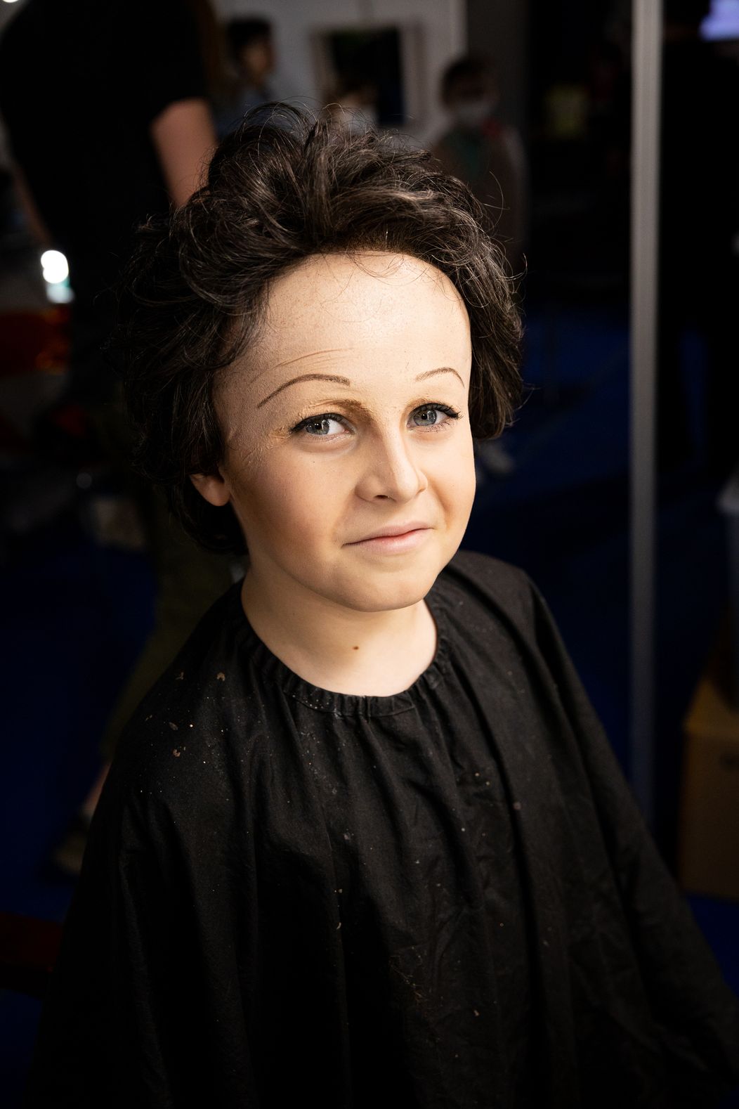 Maroš Baňas počas premeny na Edith Piaf