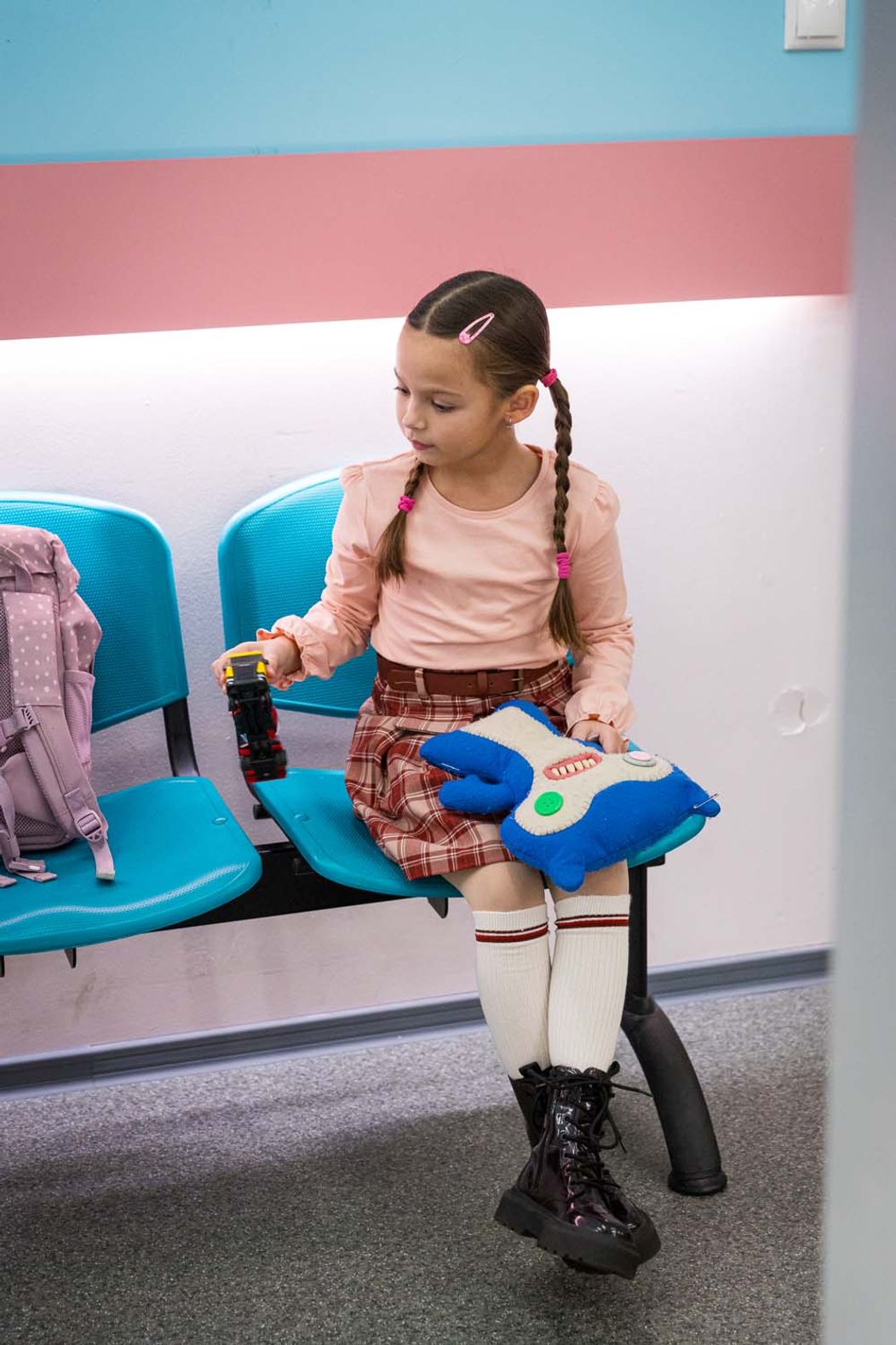 Hanka si už vybrala brata. Toto je on