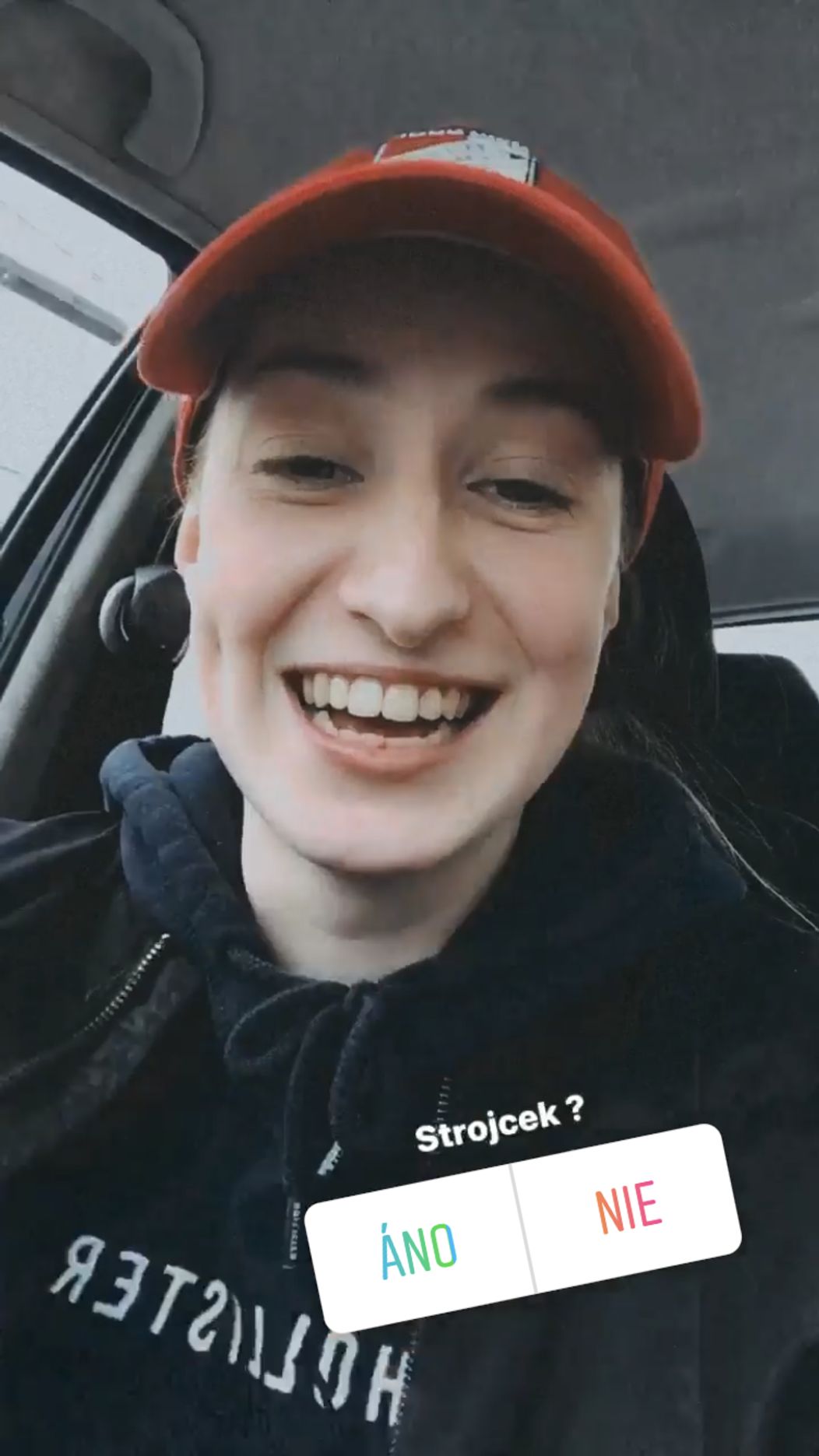 Barbora Piešová je odteraz bez strojčeka na zuboch.