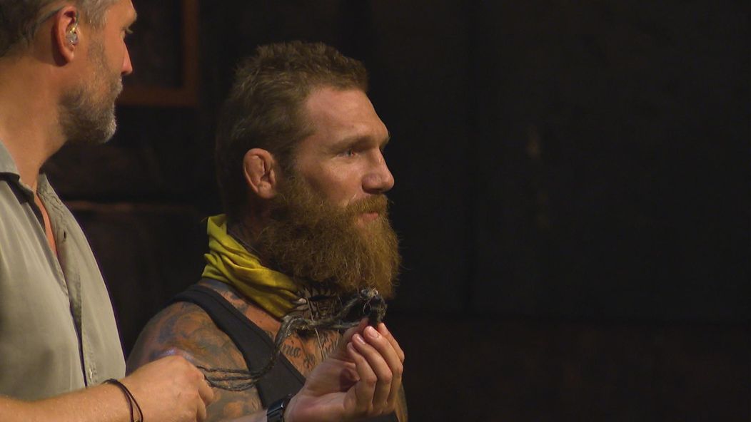 Pirát s Tomášom sa na kmeňovej rade navzájom ochránili individuálnymi imunitami. Oheň tak nakoniec zhasol Radkovi.