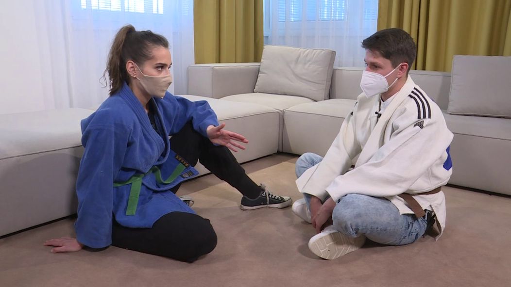 Peter Kiss skončil na zemi.