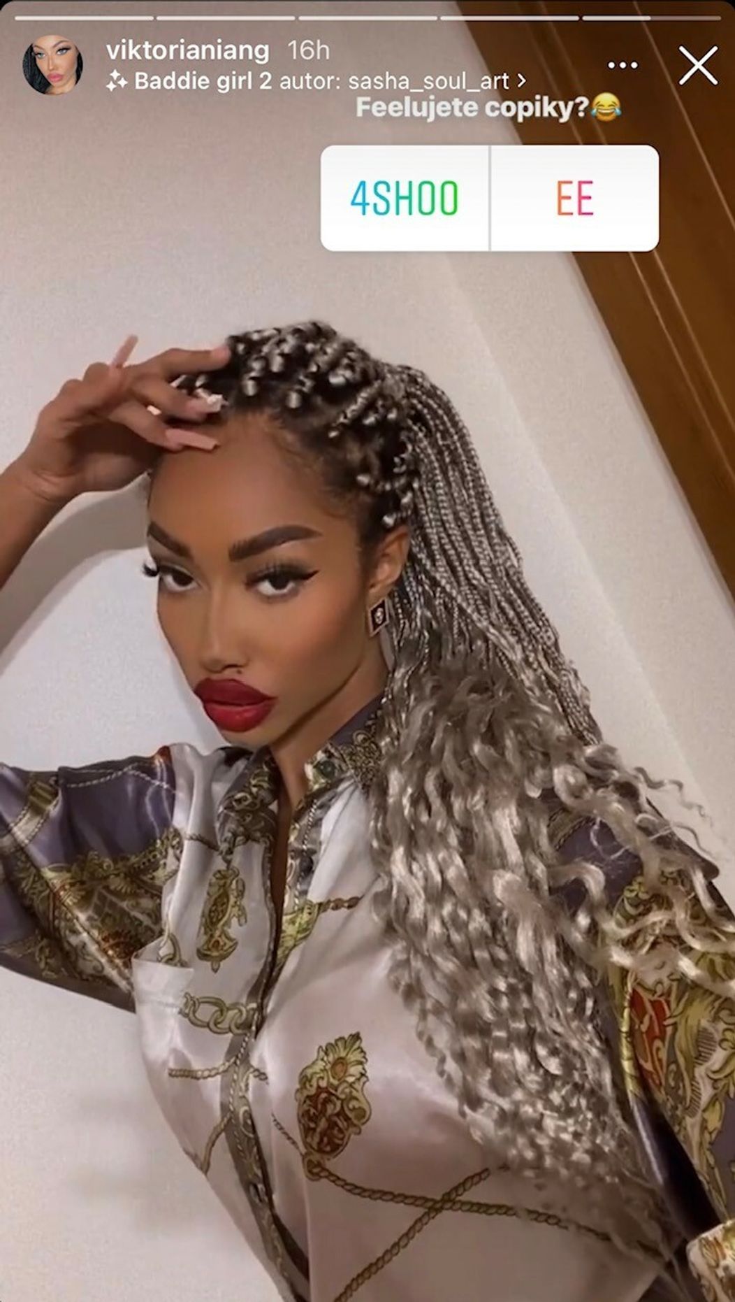 Aicha s novým účesom.