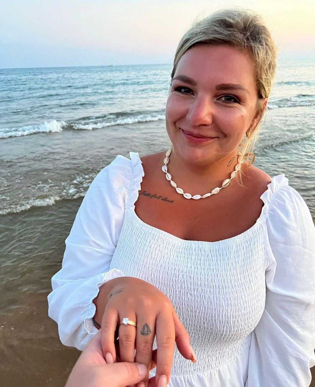 Simona Salátová je zasnúbená