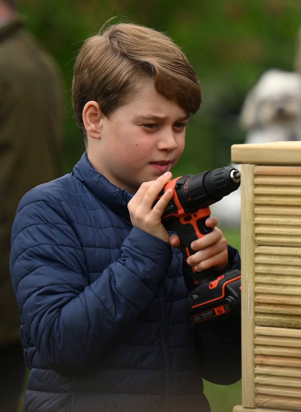 Dobrovoľníctvo si počas korunovácie skúsil aj princ William s rodinou