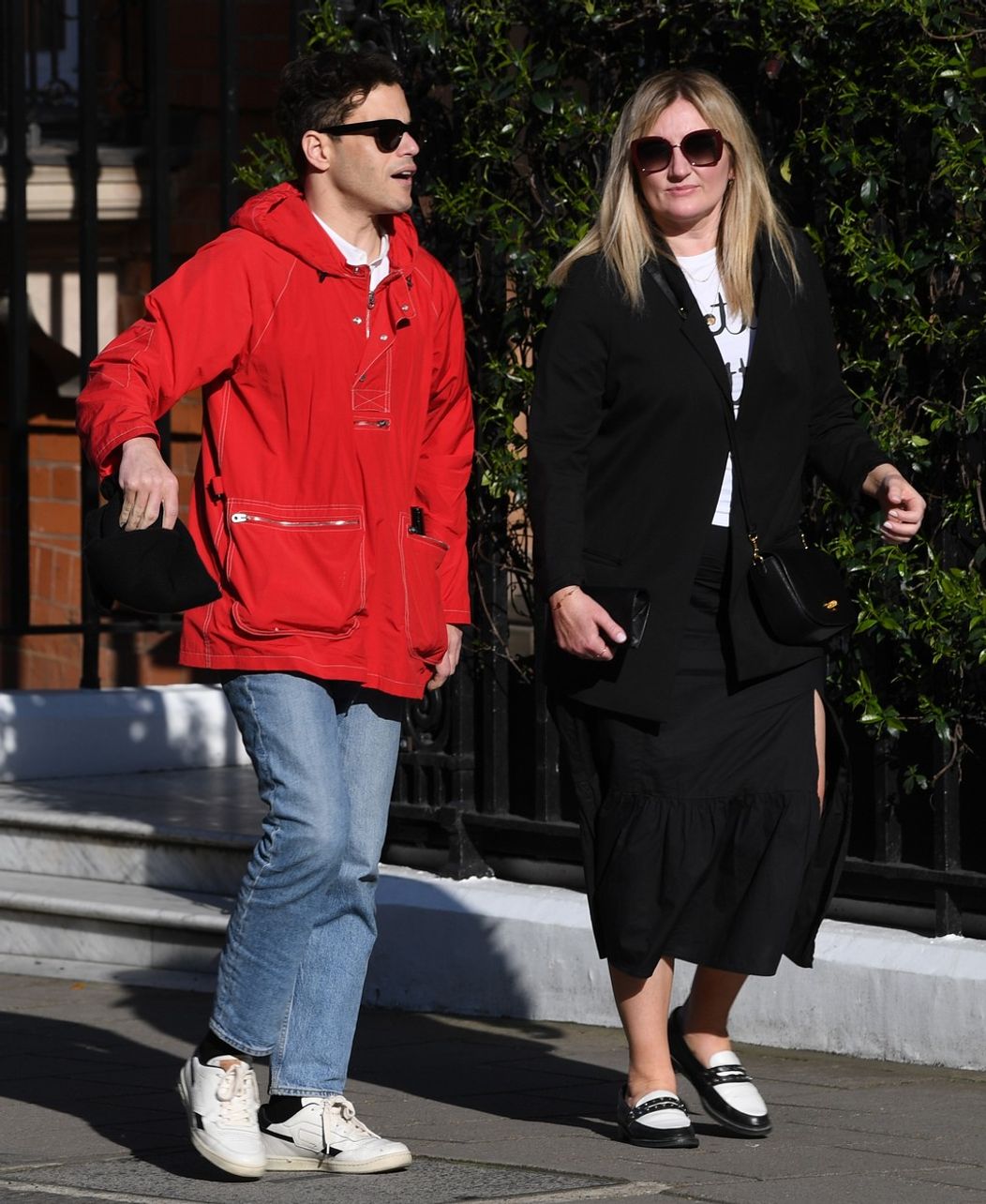 Rami Malek s neznámou ženou