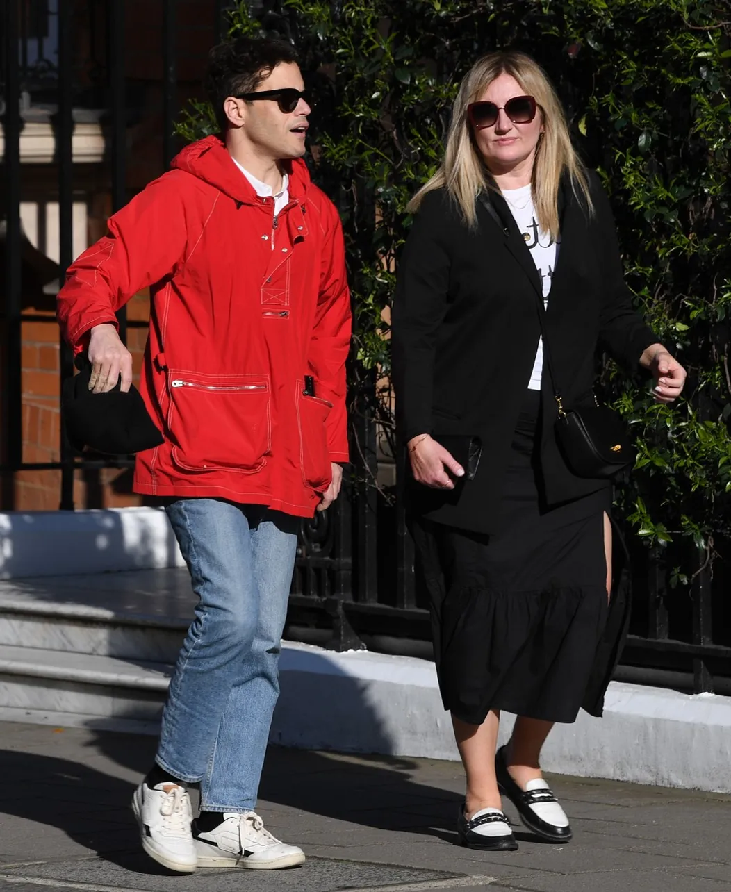 Rami Malek s neznámou ženou