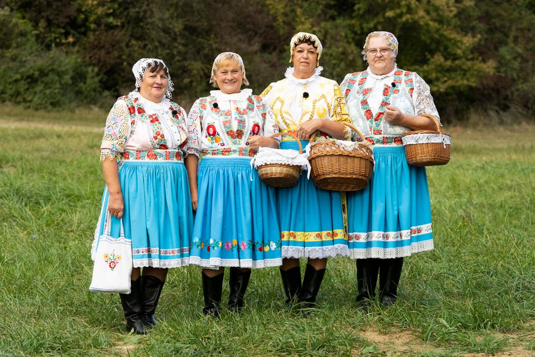 Návrat legendárnych tetušiek, farmári sa vrhli na kšefty