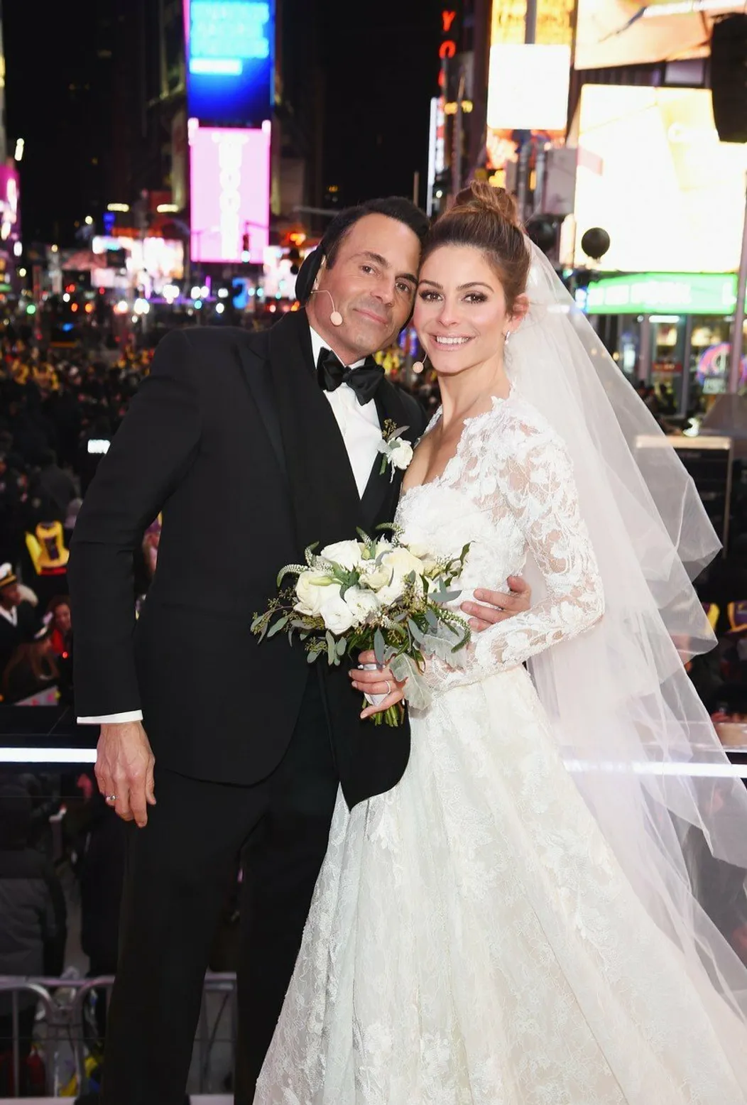 Maria Menounos sa vydala
