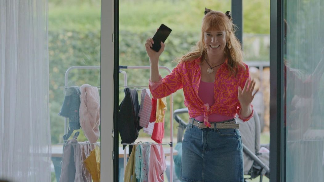 Nad Nikol (Táňa Pauhofová) sa začalo zmrákať. Na jej postupy si posvieti prísna vyšetrovateľka Soňa Vágnerová (Andrea Štefančíková).