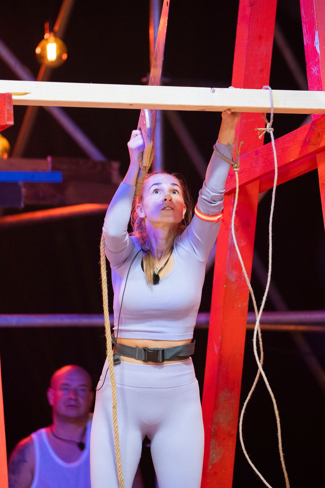 Duel pomocníkov, Farmu neopustil nikto, Matúš novým farmárom týždňa