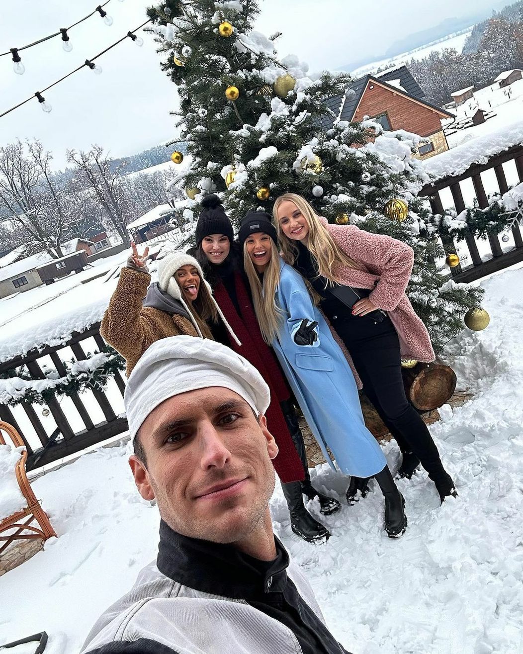 Dejv, Sabina, Lia, Sára, Tamara