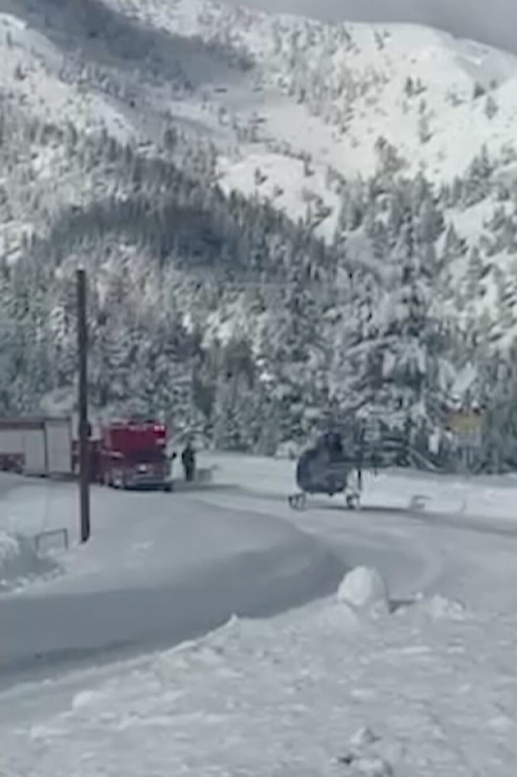 Odviezol ho vrtuľník