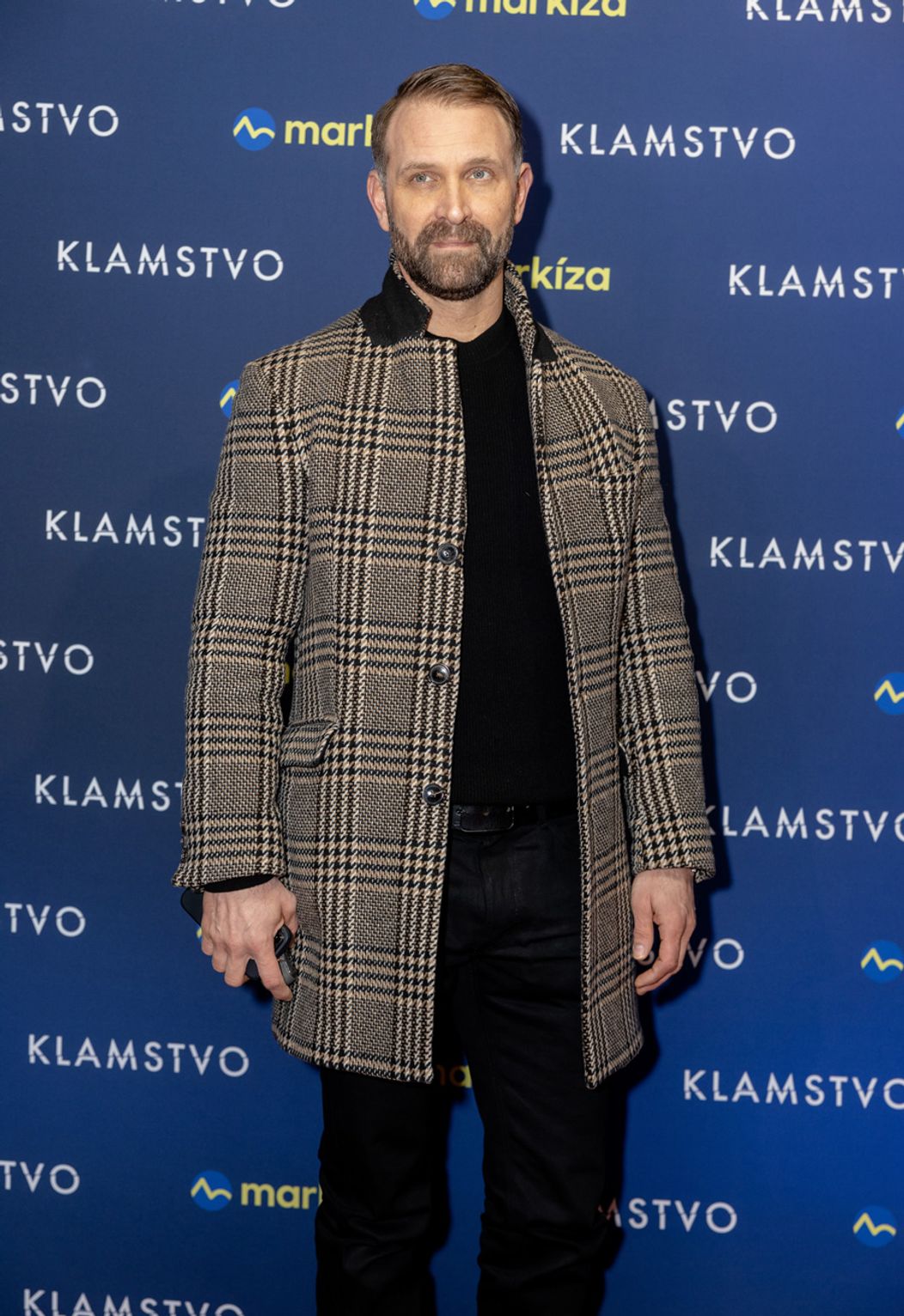 Tomáš Maštalír na premiére seriálu Klamstvo